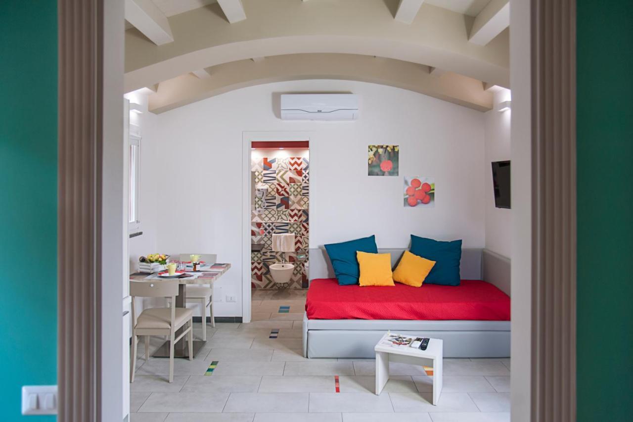 Azienda Agrituristica Bergi 카스텔부오노 외부 사진